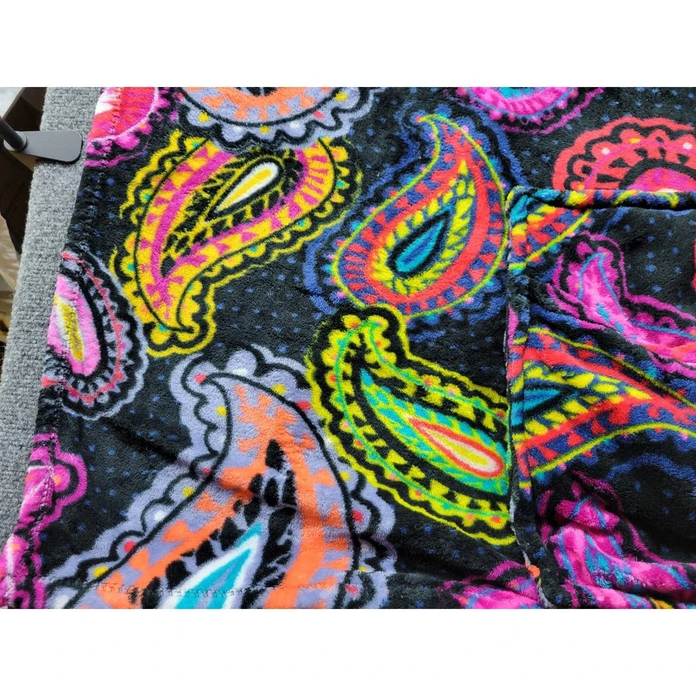 Vera Bradley Neon Paisley Plush Throw Blanket Black Pink Blue Foldable Pocket